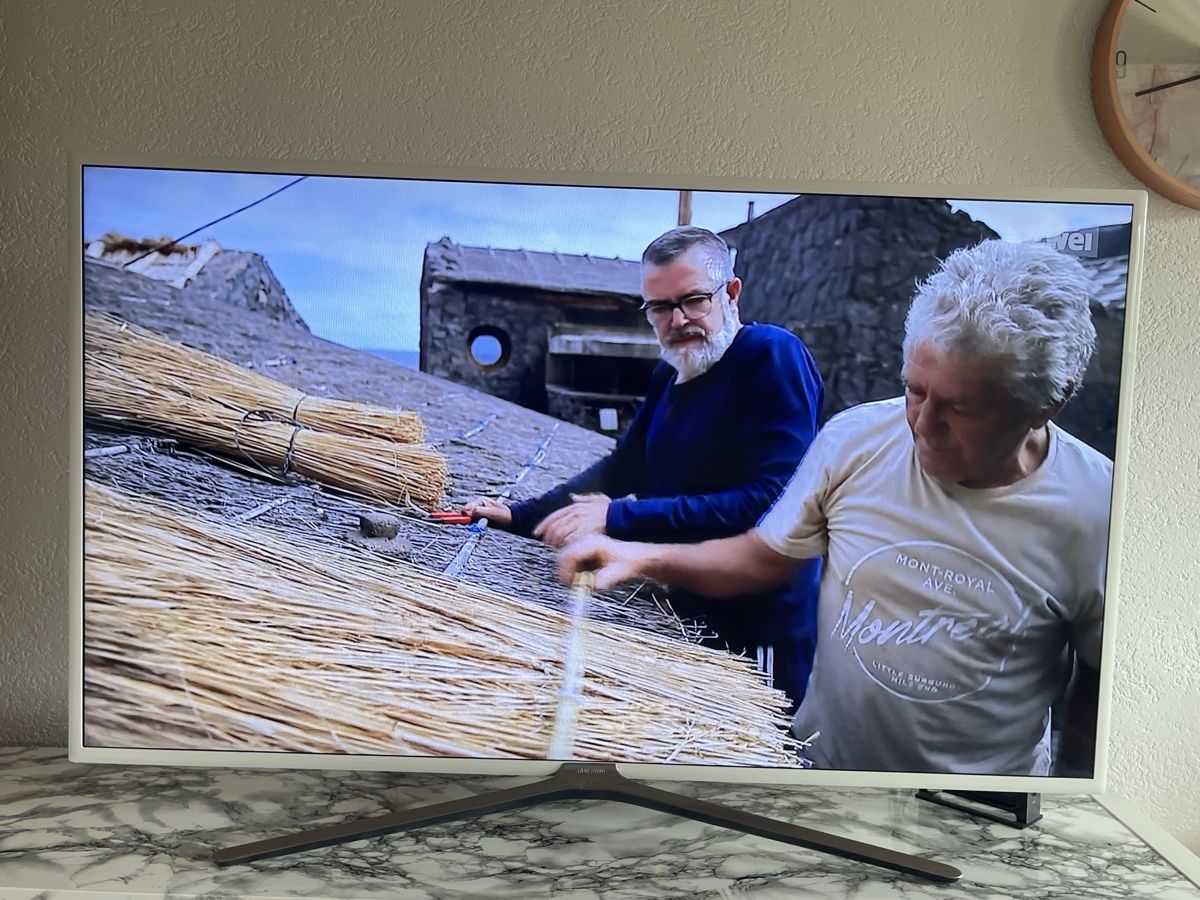 Fernseher: Samsung Fernseher  – Neu (gemäss Beschreibung) aus Olten von Jotoseta