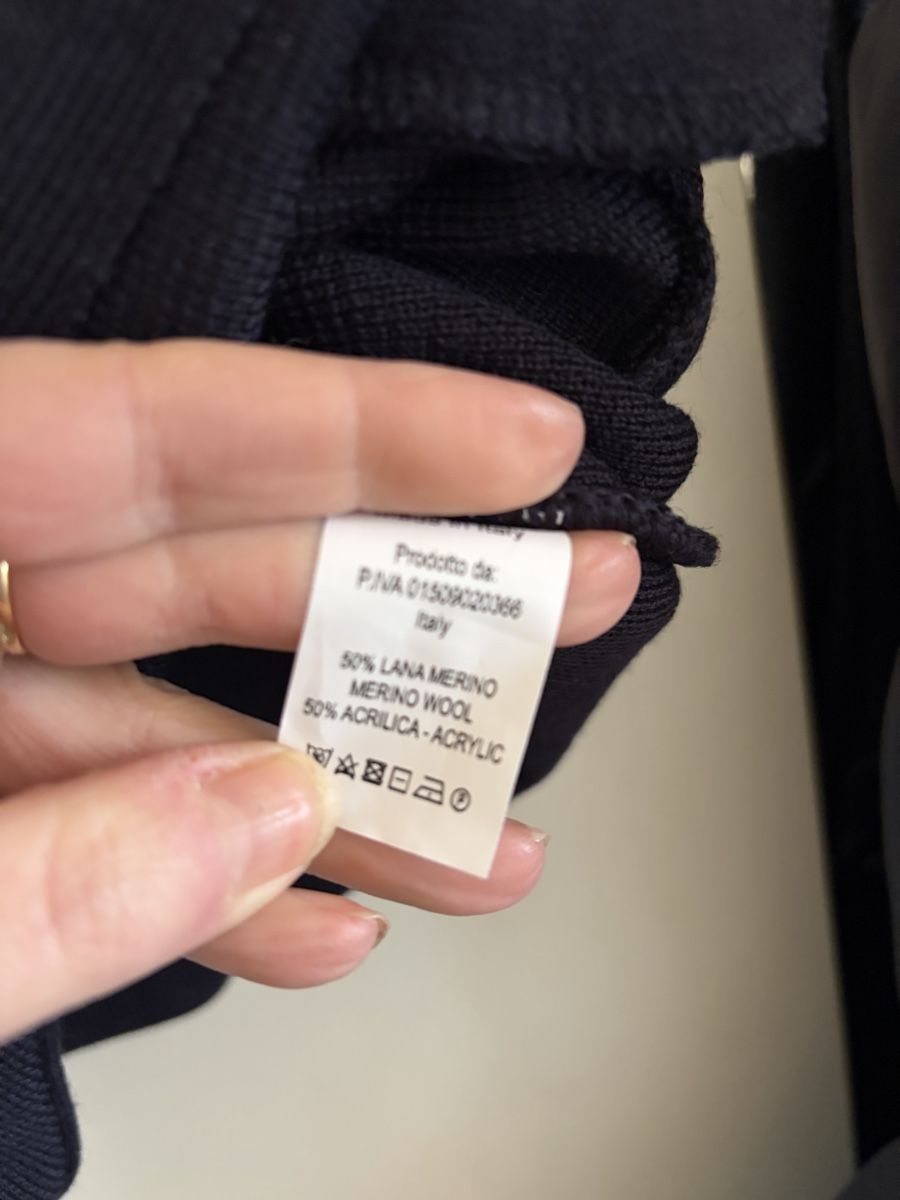 Gilet & Giacche: Weste Magazzino Ricambi – Usato da Basel venduto da Brunner.T 2