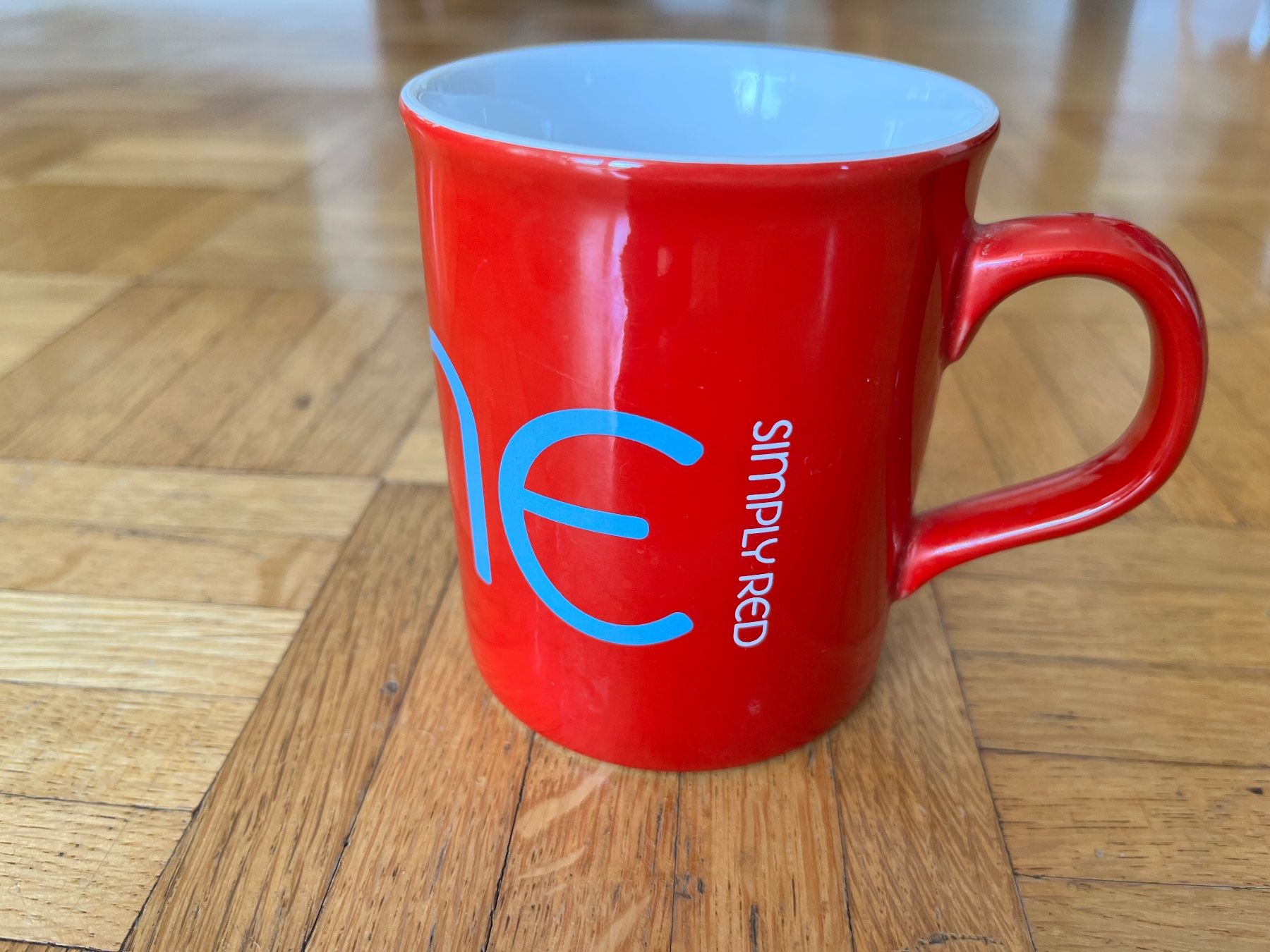 Tazze: Tasse à thé Simply Red – Usato da La Neuveville venduto da MaSandri