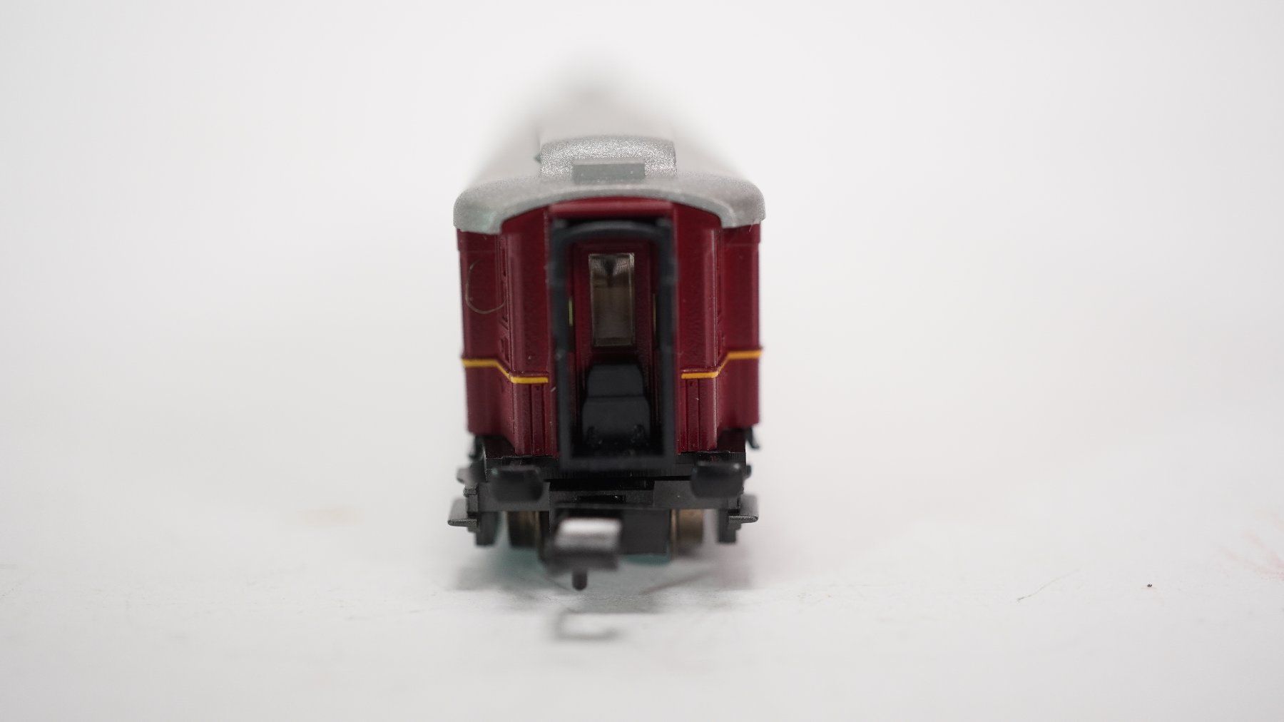 Trix Modelleisenbahnen: e37 Spur N Minitrix Mitropa Speisewagen 311 – Gebraucht aus Thun von evinka_gmbh 5