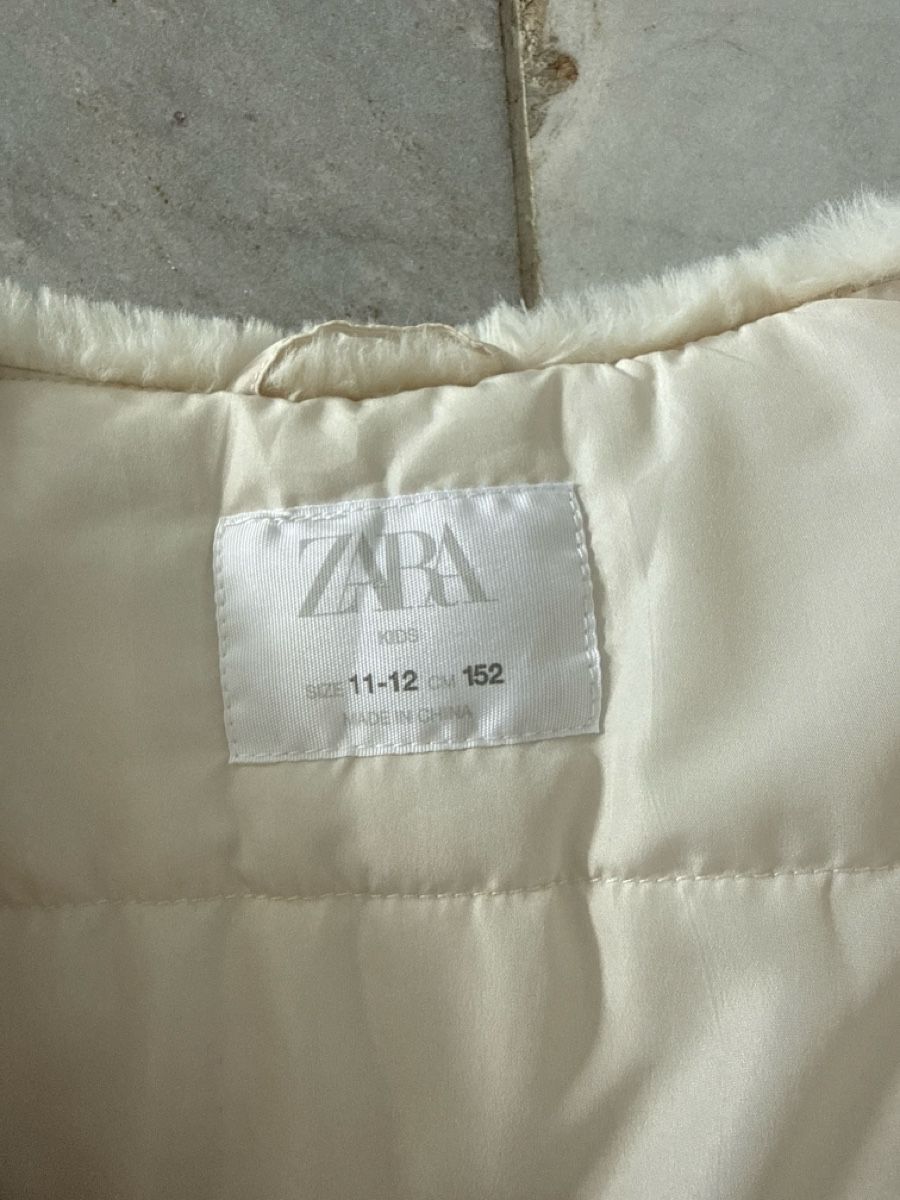 Zara Altro abbigliamento per bambina: ZARA Weste Weiss - Kids 11-12 – Nuovo (secondo la descrizione) da Herrliberg venduto da Joy_Strehler 1