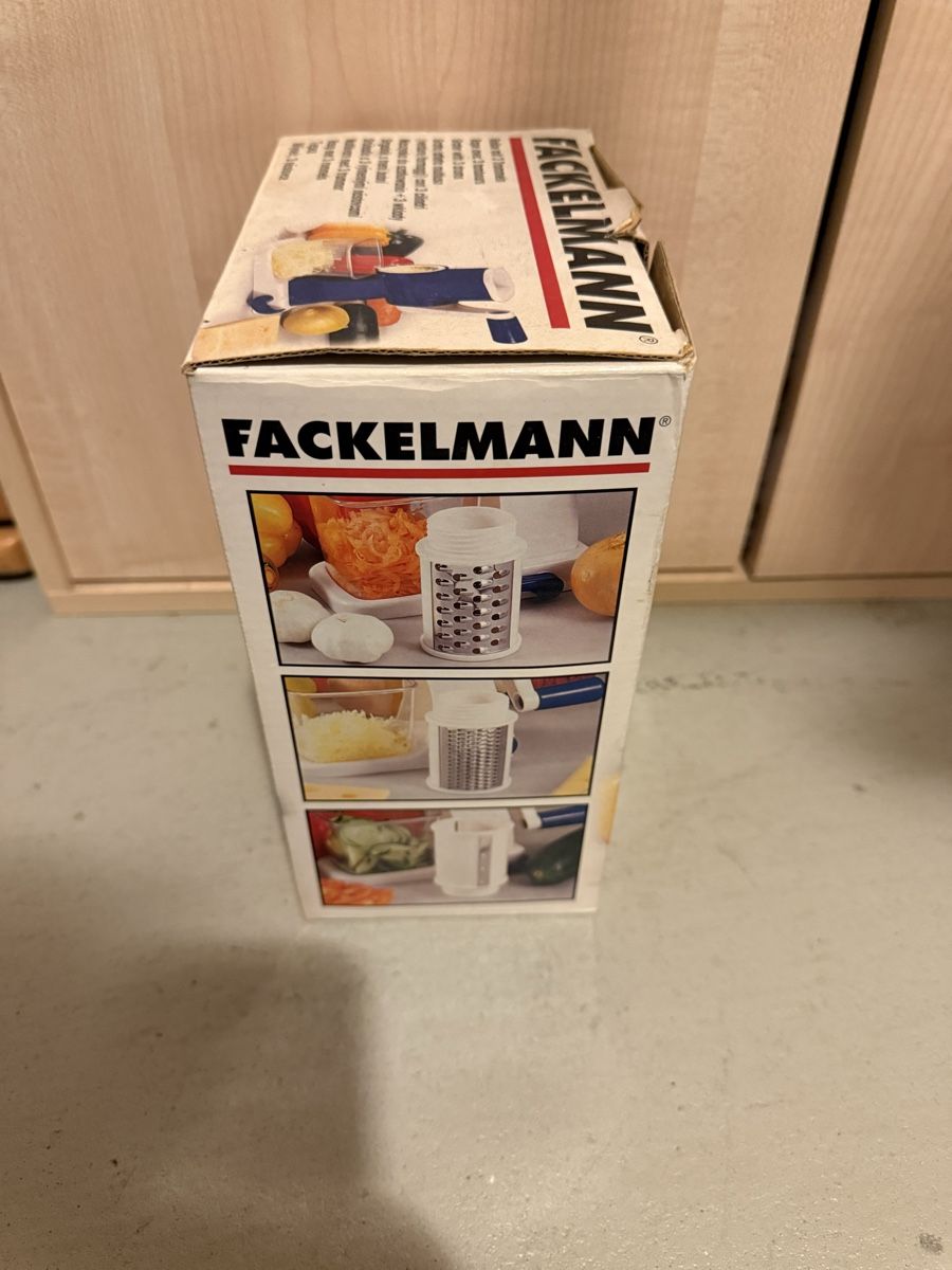 Elettrodomestici da cucina: FACKELMANN Reibe mit 3 Trommeln neuwertig – Nuovo e nell'imballaggio originale da Oberbuchsiten venduto da Leopard95 1