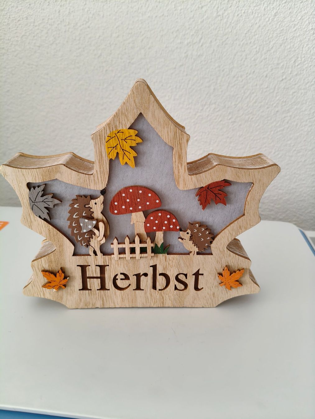 Alle Dekorationen: Herbstblatt mit Licht aus Holz – Neu (gemäss Beschreibung) aus Rothrist von Stranglehold