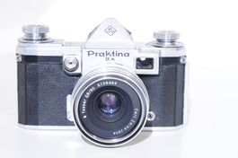 Praktina II A mit Tessar 2,8 x 50 + Flektagon 2,8 x 35
