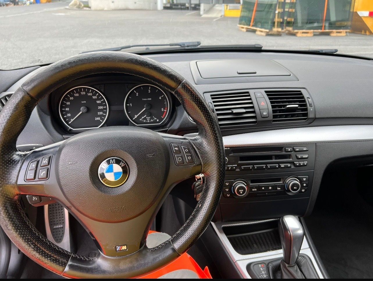 BMW Autos: BMW 118d Coupe, Top Zustand, Jahr 20010 – Gebraucht aus Weggis von Miki_D 2