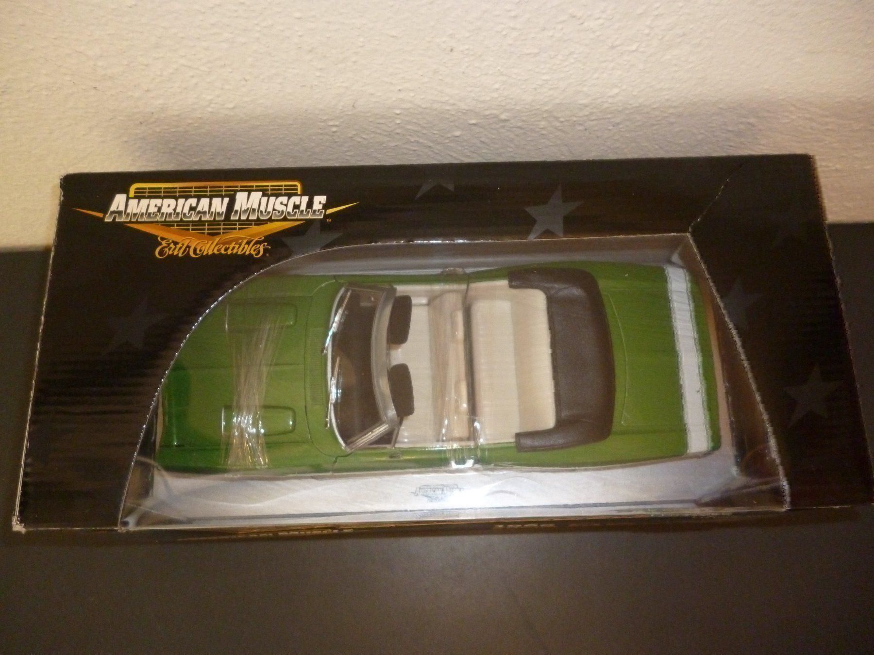 Dodge Modellini d'auto: Dodge SuperBee 1969 Convertible 1:18 – Nuovo e nell'imballaggio originale da Niederwil SG venduto da Kaicorner03 1