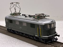 Hag 220= Re 4/4 I SBB 10035 Serie 2, runde Lampen - Guss