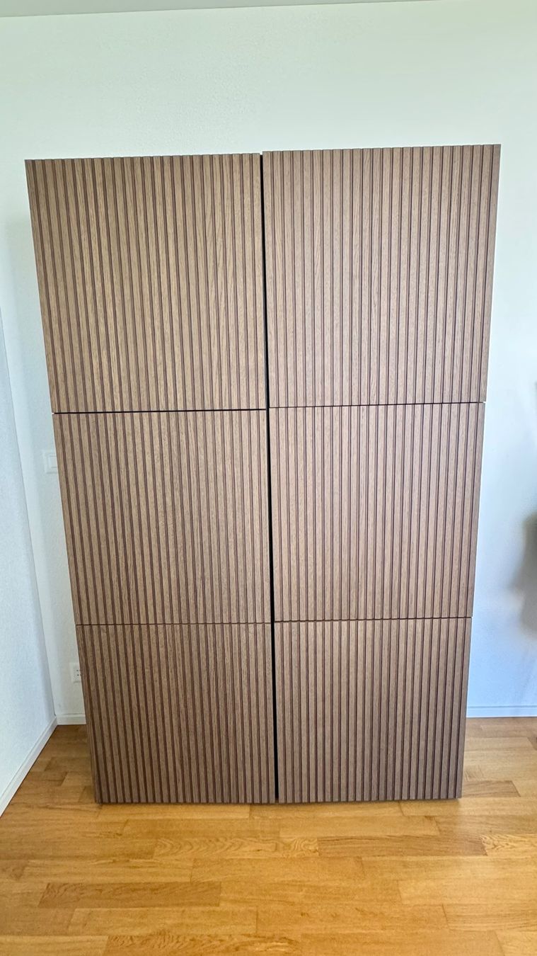 Ikea Armadi: IKEA BESTÅ Schrank mit Türen – Nuovo (secondo la descrizione) da Luzern venduto da mar_27gr