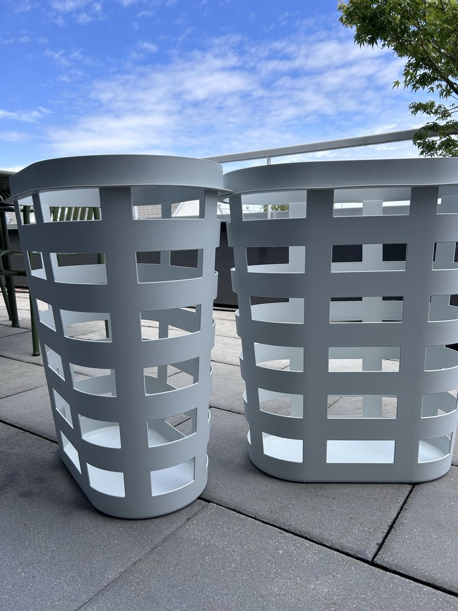 Wäschekörbe: 2 Hay Wäschekörbe, Top Zustand – Gebraucht aus Zürich von tre_nqq7 1