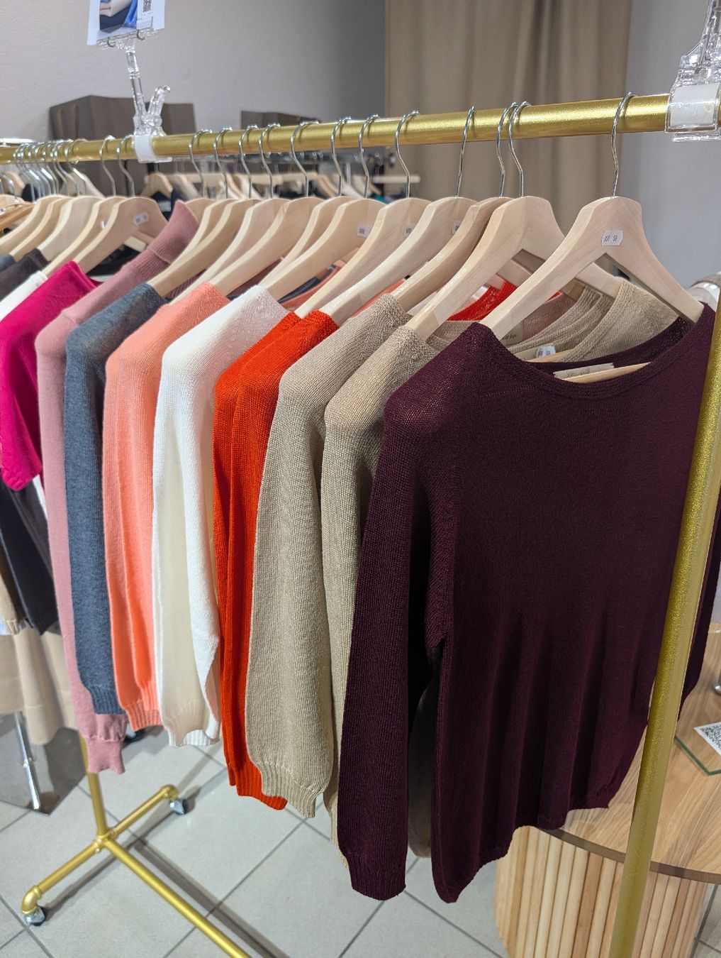 Pullover & Sweatshirts: Viamaro Pullover 100% Merinowolle  Gr. M – Neu und originalverpackt aus Bern von DimiBern 6