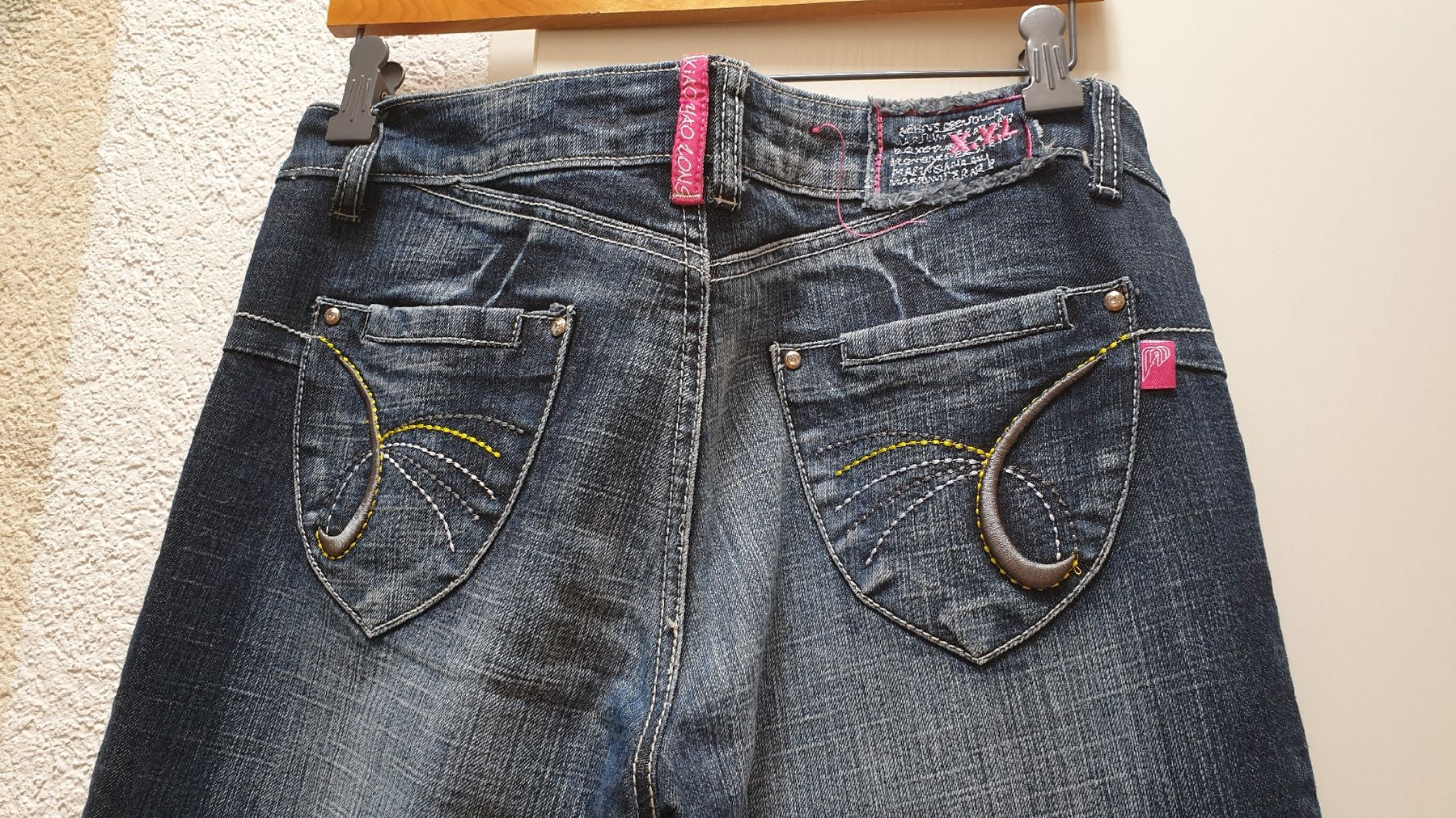 Jeans: JEANSHOSEN – Usato da Thun venduto da Vecgou 2