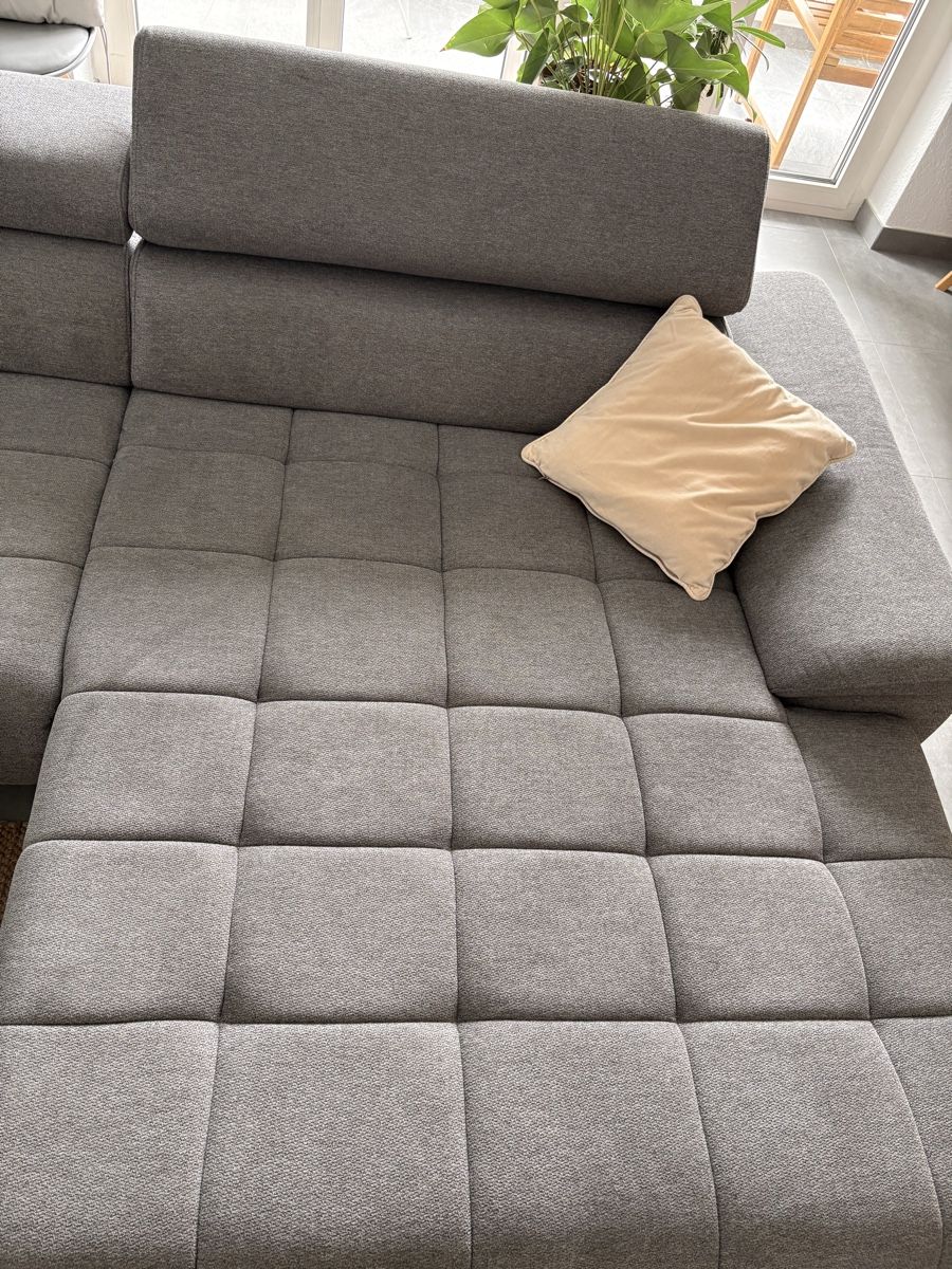 Divani: Pfister Sofa / Divano  – Usato da Muralto venduto da ayy_2cl8 2