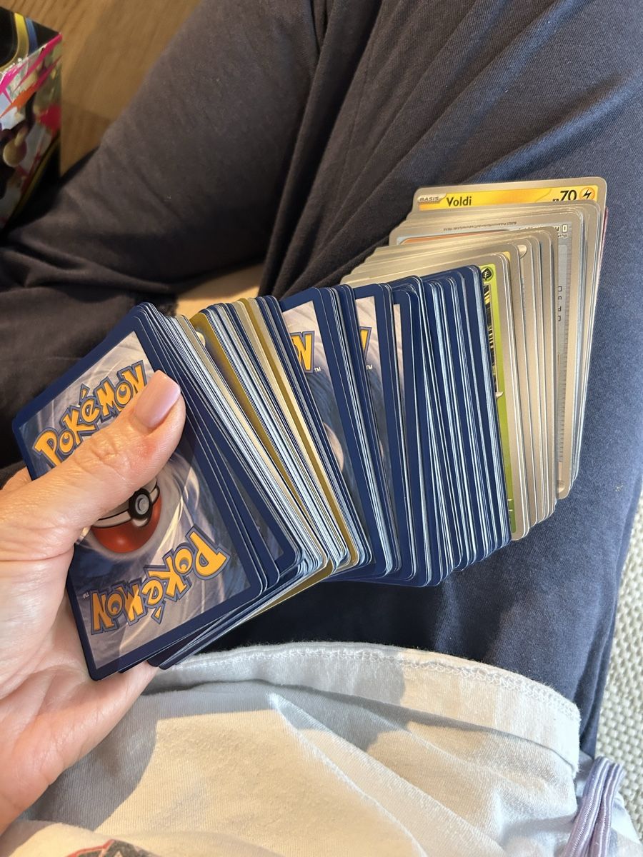 Pokémon Carte collezionabili: Riesen Pokemon Kartensammlung – Usato da Küsnacht ZH venduto da VaLe33 3