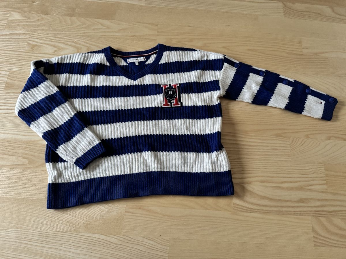 Tommy Hilfiger Lotti & Set di vestiti: Tommy Hilfiger Kinder Kleider Paket, Gr. 128 – Usato da Genthod venduto da Tidus04 1