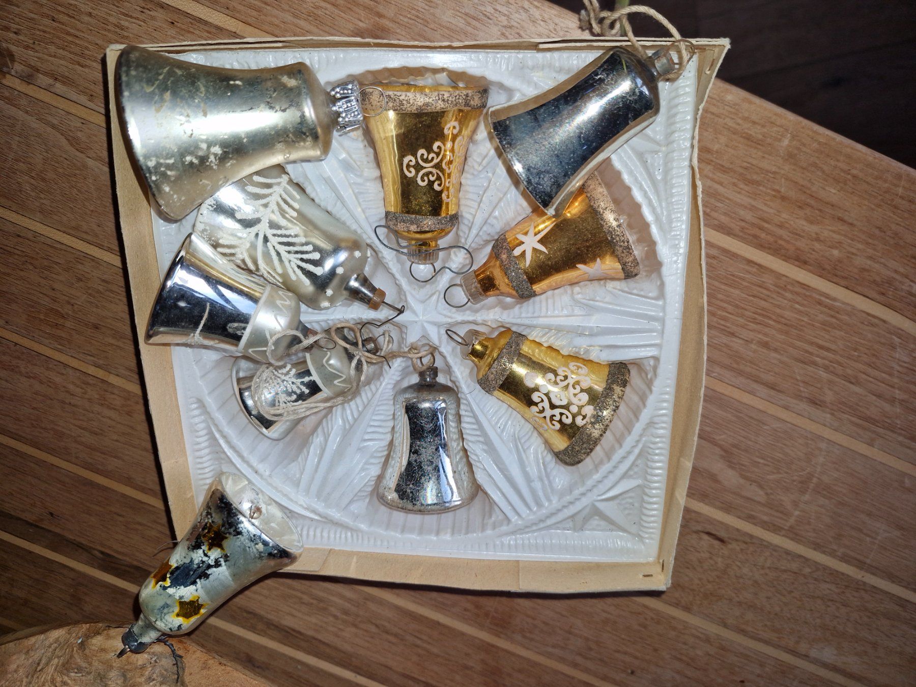 Tutte le decorazioni: alter Christbaumschmuck – Usato da Guarda venduto da rue_bpd7 2