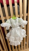 Wunderschönes Spitzenkleid Grösse 128