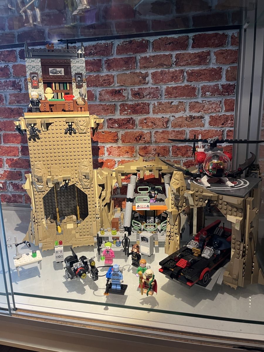 LEGO DC Super Heroes 76052 Batman Classic TV Serie Batcave (Gebraucht ...