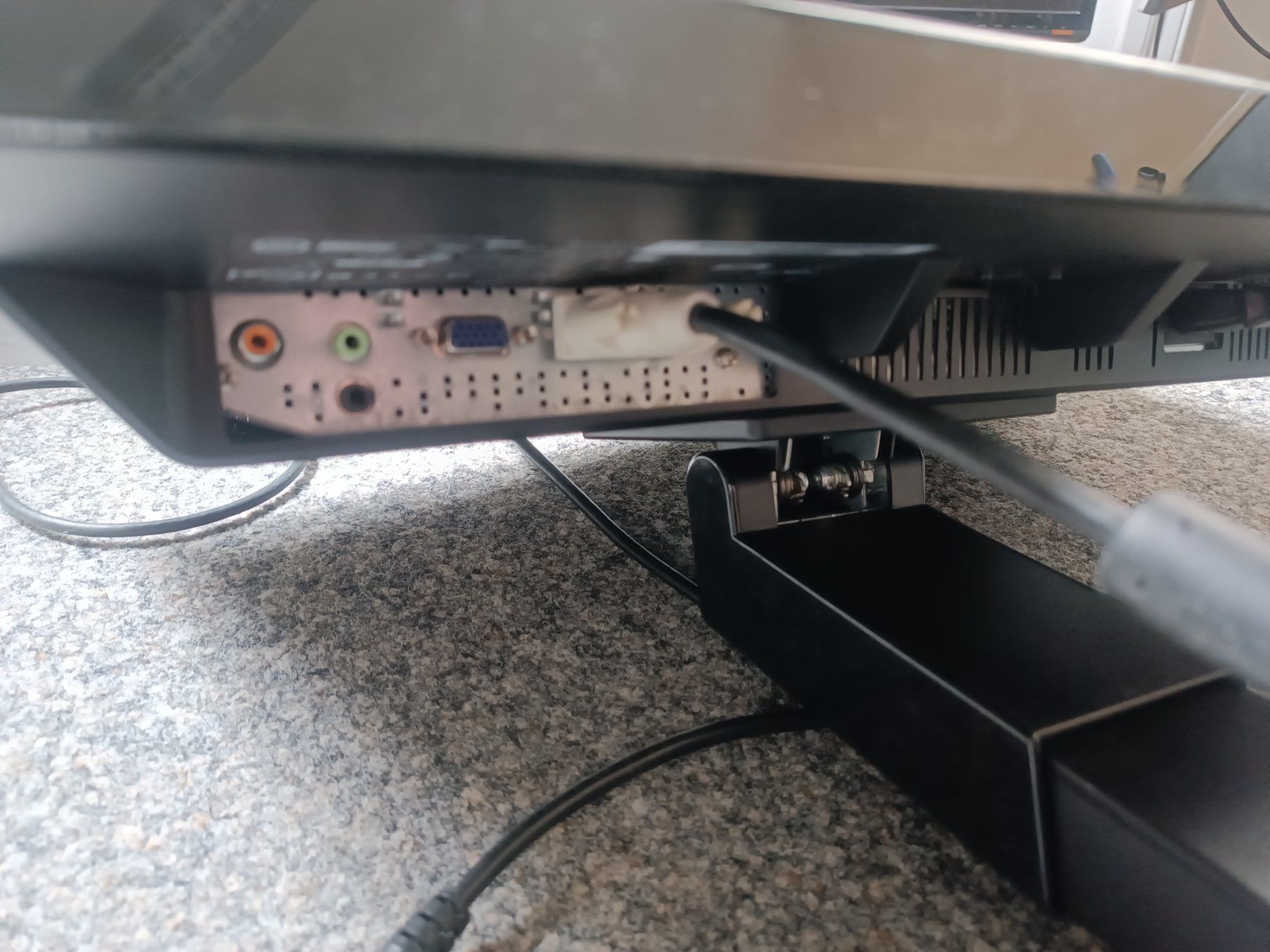 Asus Monitor: ASUS Bildschirm – Usato da Freidorf TG venduto da Daniel74 1