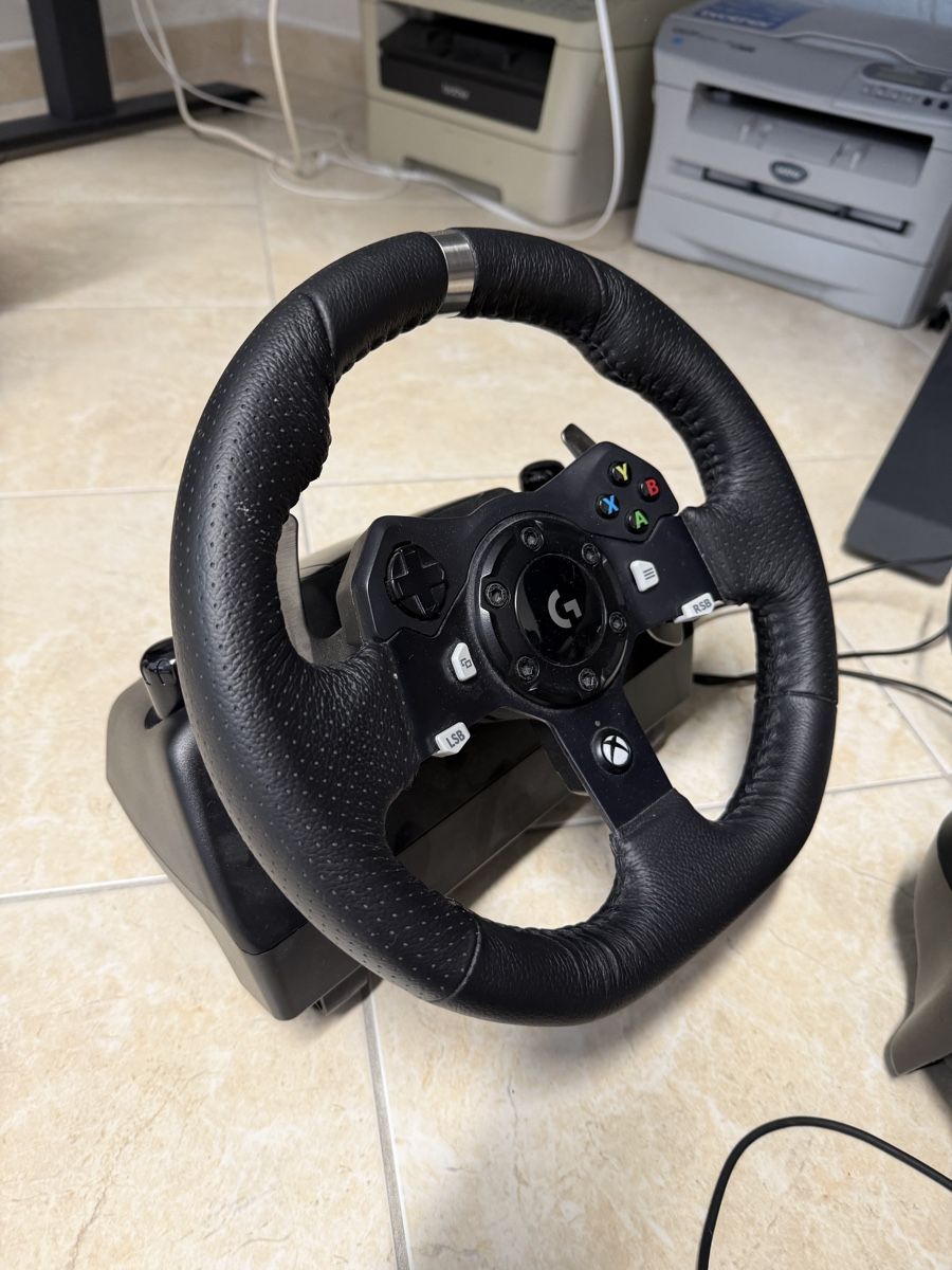 Logitech Controller: Logitech G923 Lenkrad mit Schaltung – Gebraucht aus Niederhasli von bus_628j 1