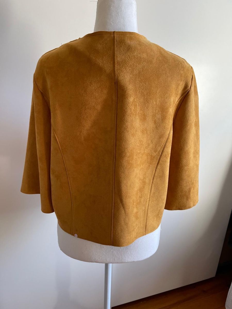 Giacche: Jacket jaune moutarde en daim synthétique – Usato da Sion venduto da edelweissse 2