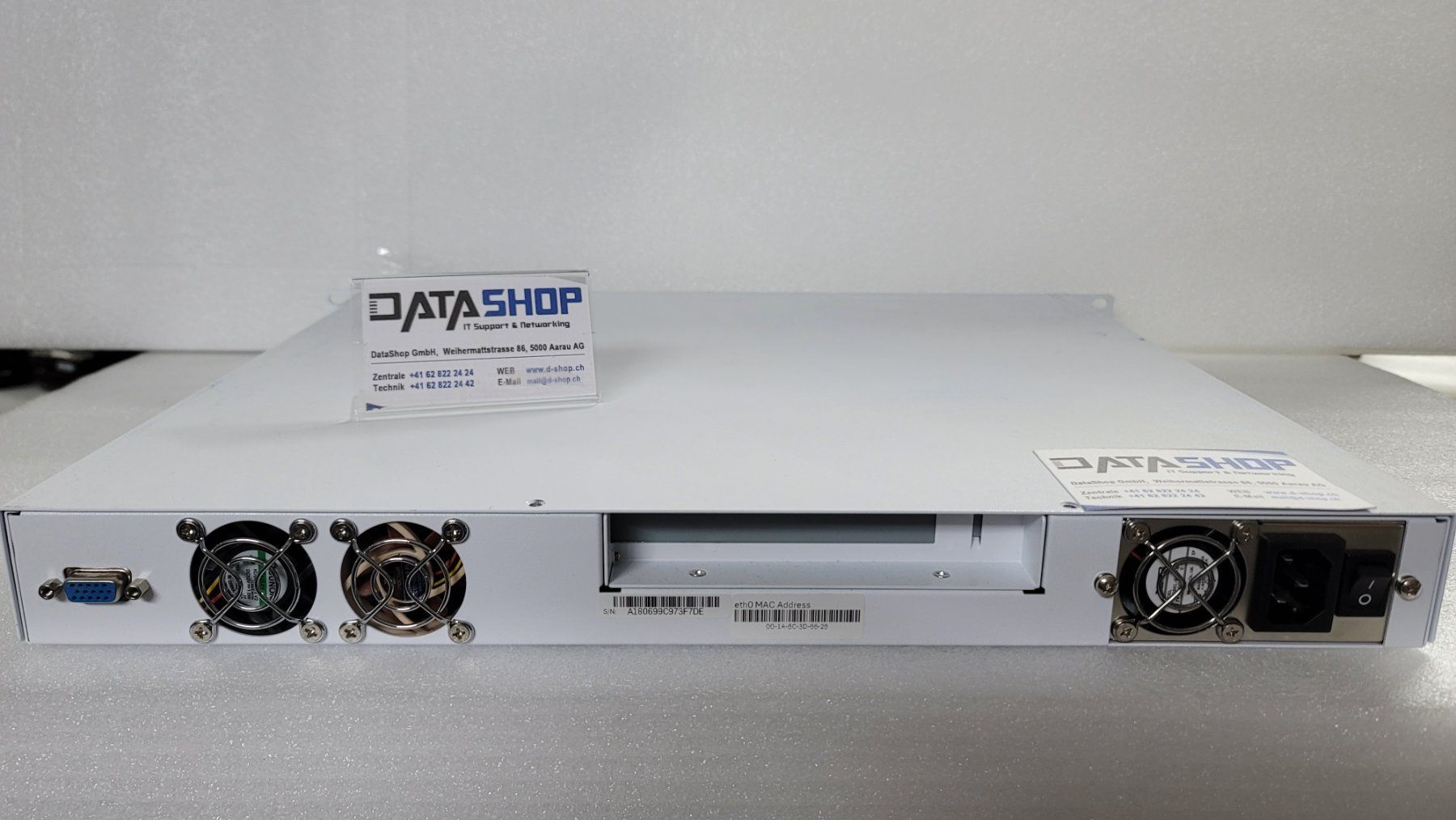 Sophos Firewall: SOPHOS UTM220 Firewall – Usato da Aarau venduto da DataShop-Aarau 1