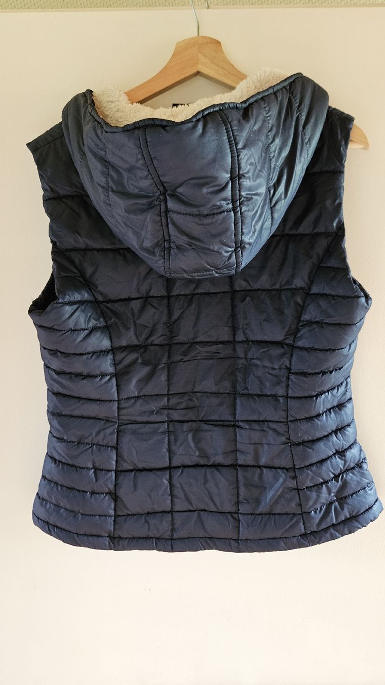 Gilet & Giacche senza maniche: Weste M mit Kuschelkaputze – Usato da Heiden venduto da Reb-12-123 1