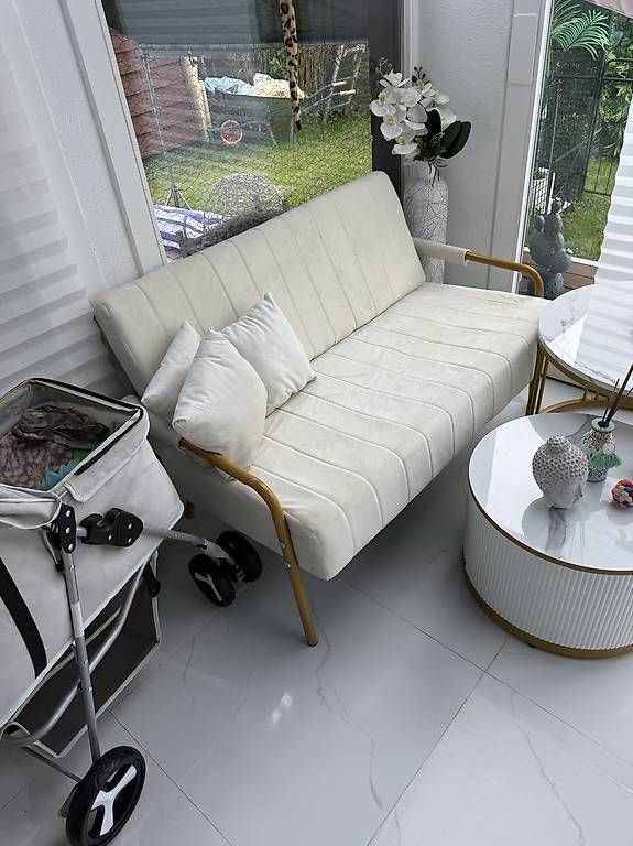 Sofas: kleiner sofa – Gebraucht aus Adligenswil von balboa5