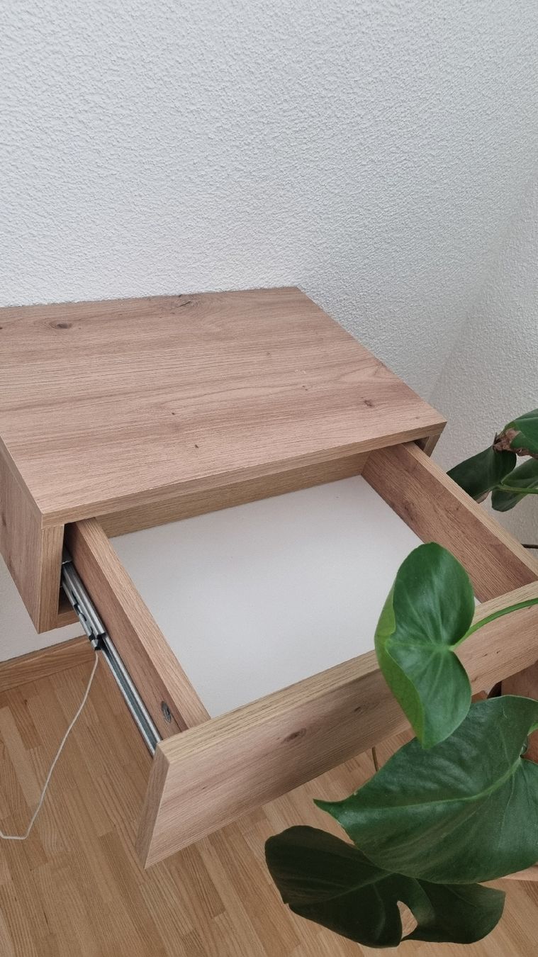 Comodini: Hängendes Nachttisch – Usato da Dübendorf venduto da zuercher_nik 2