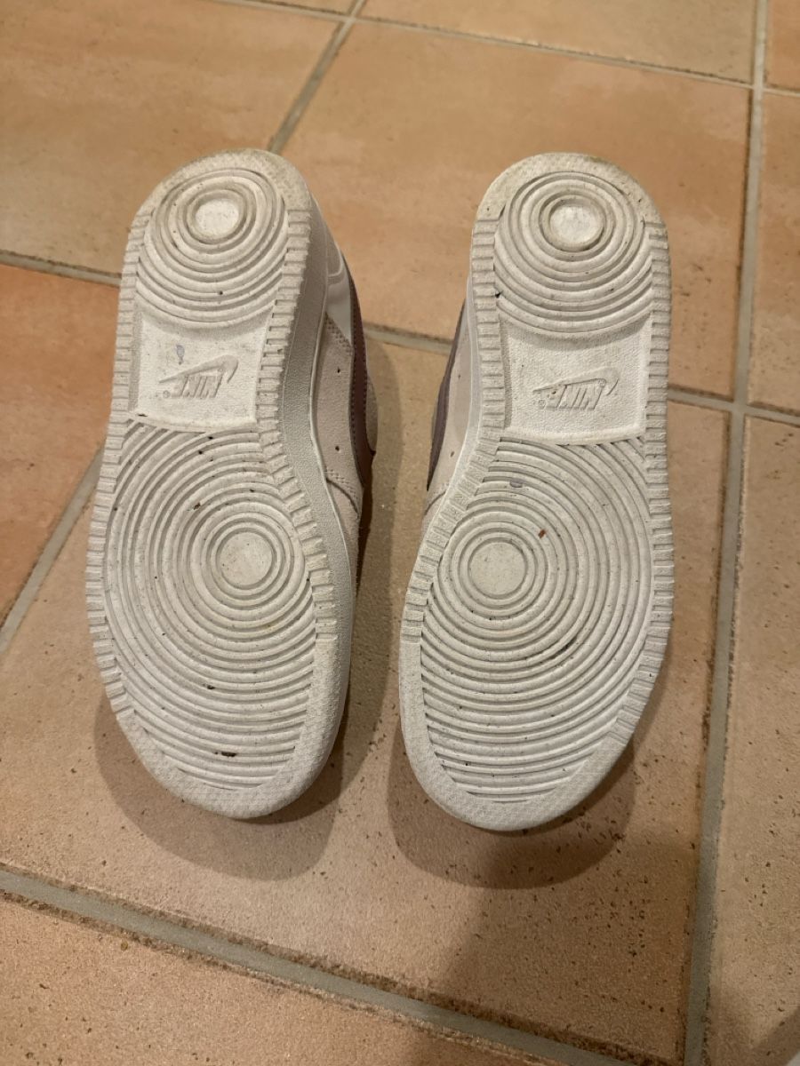 Nike Scarpe da donna: Nike Schuhe – Usato da Uznach venduto da van_w57w 1
