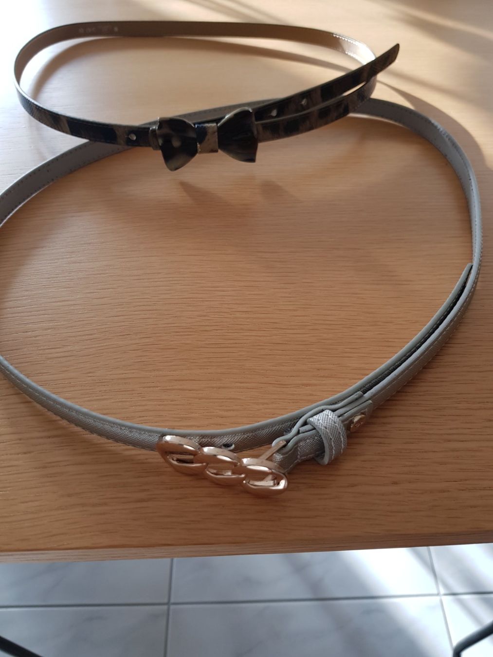 Cinture: 2 Tolle Gürtel  von Caprisa – Usato da Stansstad venduto da leoni66 1