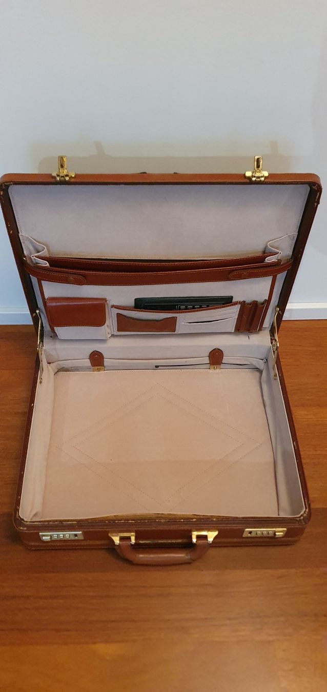 Valigie & Borse: Aktenkoffer Vintage – Usato da Stansstad venduto da InStyle8 1