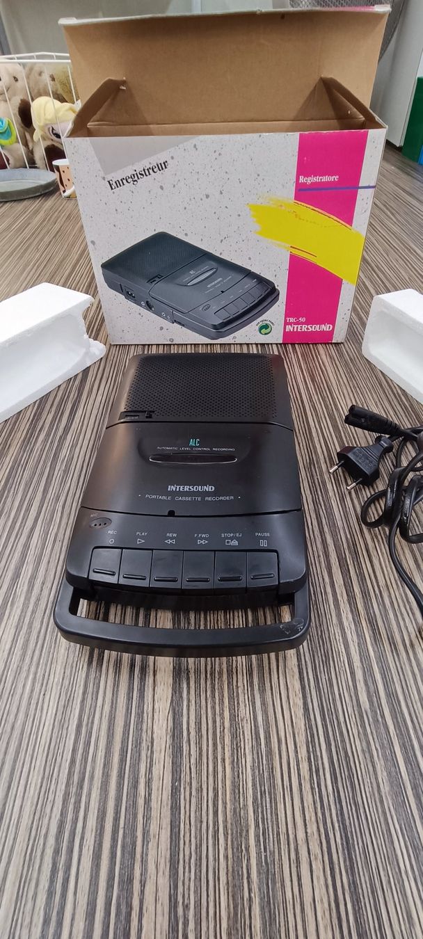 Aufnahmegeräte: Intersound TRC-50 Portable Cassette Recorder mit OVP – Gebraucht aus Reiden von Zofi-Brocki