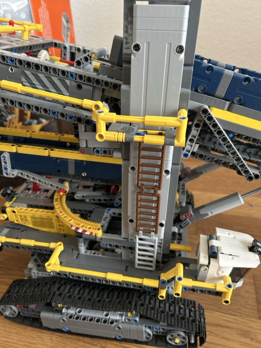 Lego Spielzeuge: Schaufelbagger Lego Technic – Gebraucht aus Hausen AG von Mase2 2