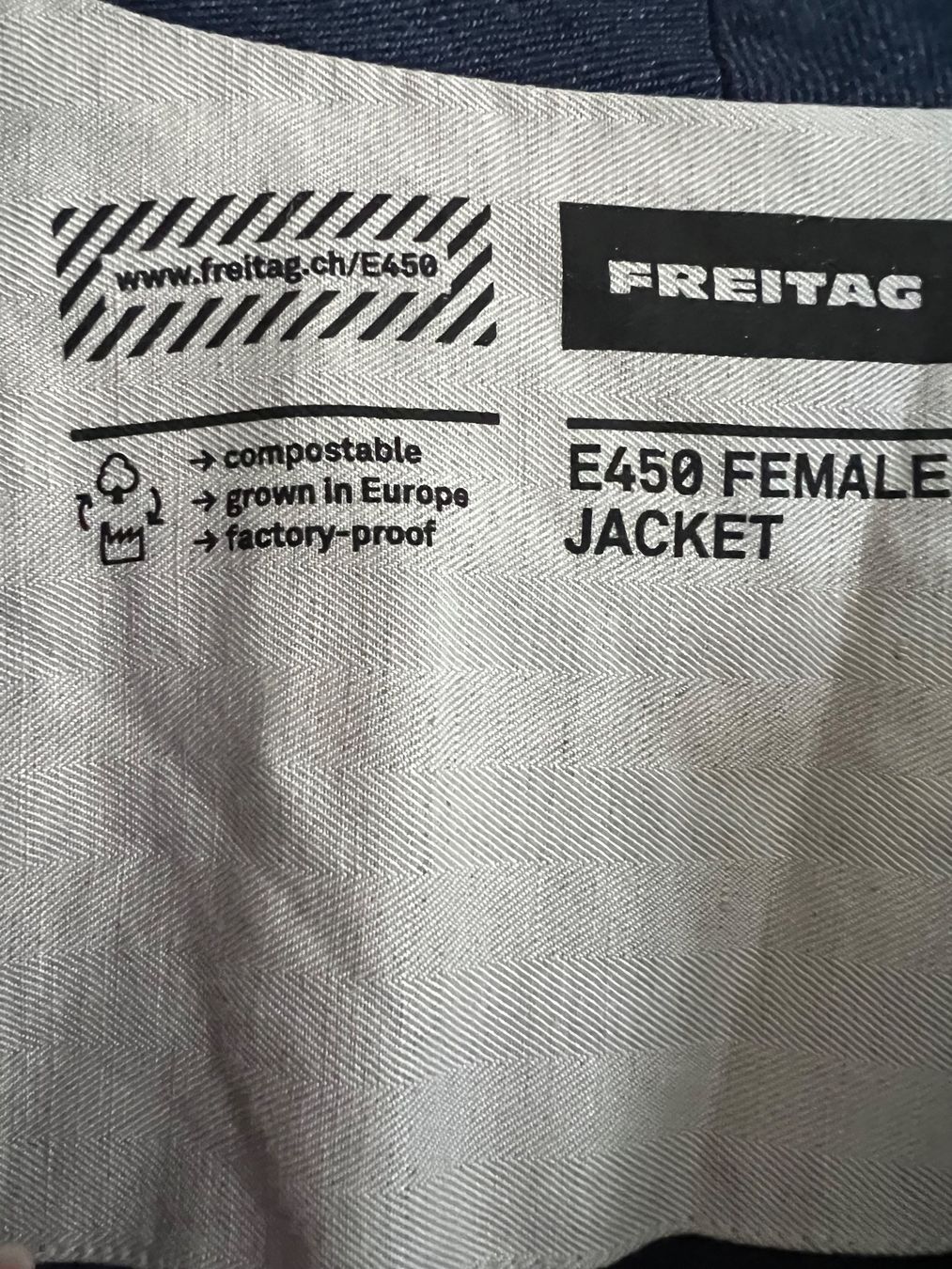 Freitag Vestes: Freitag E450 Female Jacket  L – D'occasion à Biel/Bienne par Girasole232 4