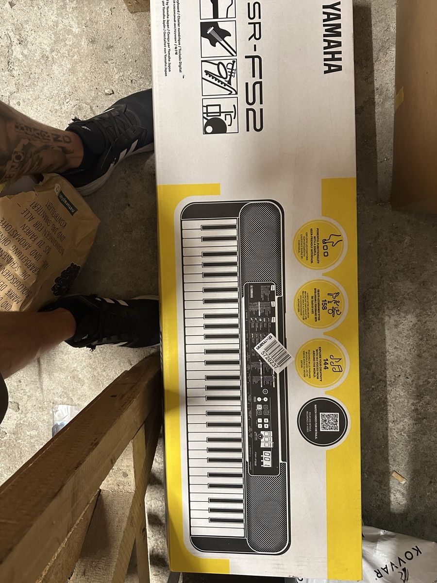 Strumenti musicali: Yamaha PSR-F52 Keyboard – Nuovo (secondo la descrizione) da Tamins venduto da M.assaker 2
