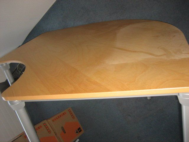 Ikea Bureaux: IKEA Prioritet Bürotisch – D'occasion à Winterthur par pf02 2