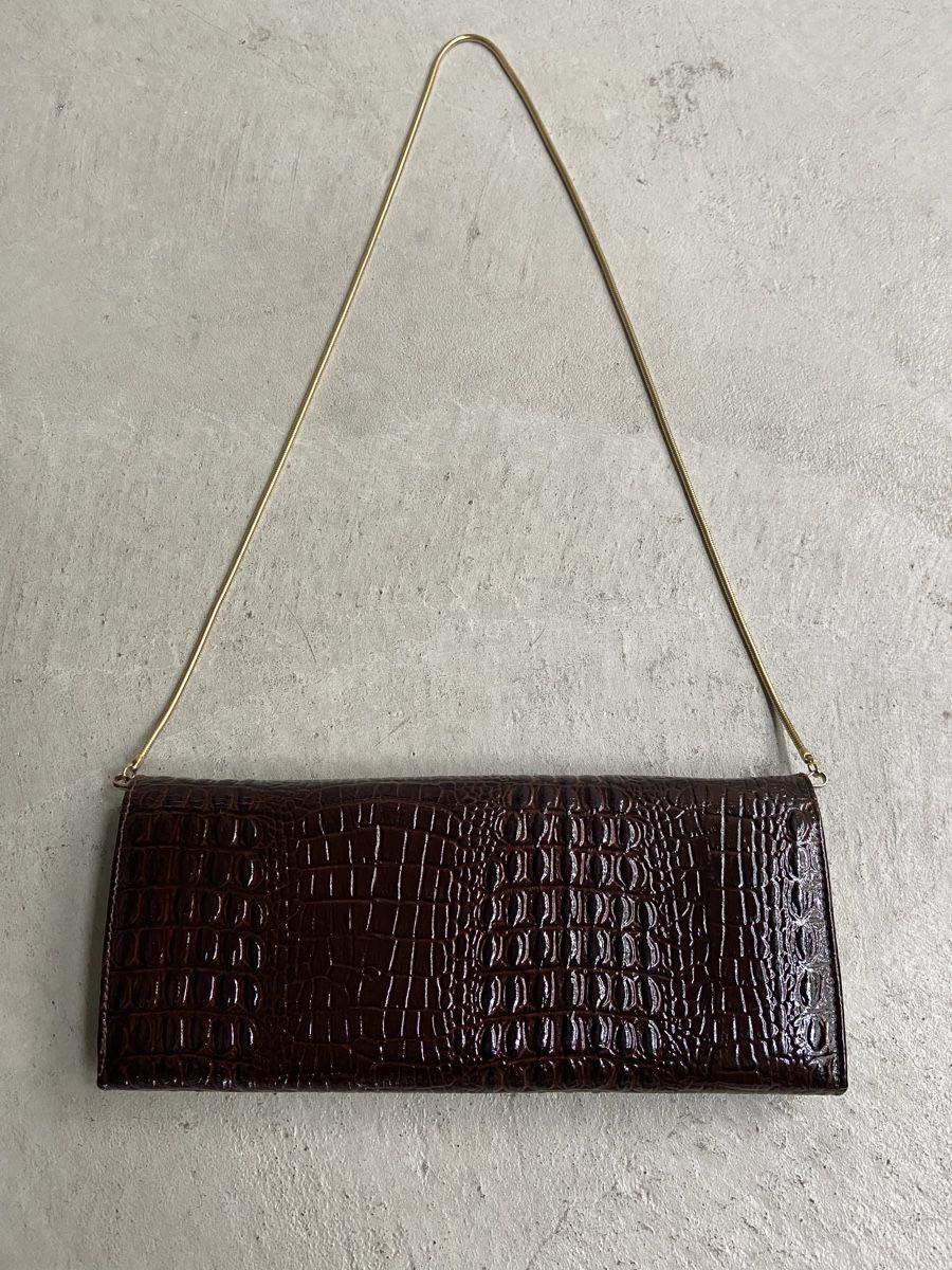 Taschen für Damen: Lederclutch mit goldener Kette – Gebraucht aus Zürich von Eves.vintage.element 4