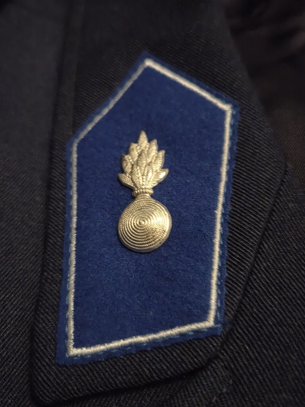 Schweizer Armee Uniformi: RARE Uniforme ancienne Police Genève JUFFA, Collection – Usato da Onex venduto da GarageCollector 2