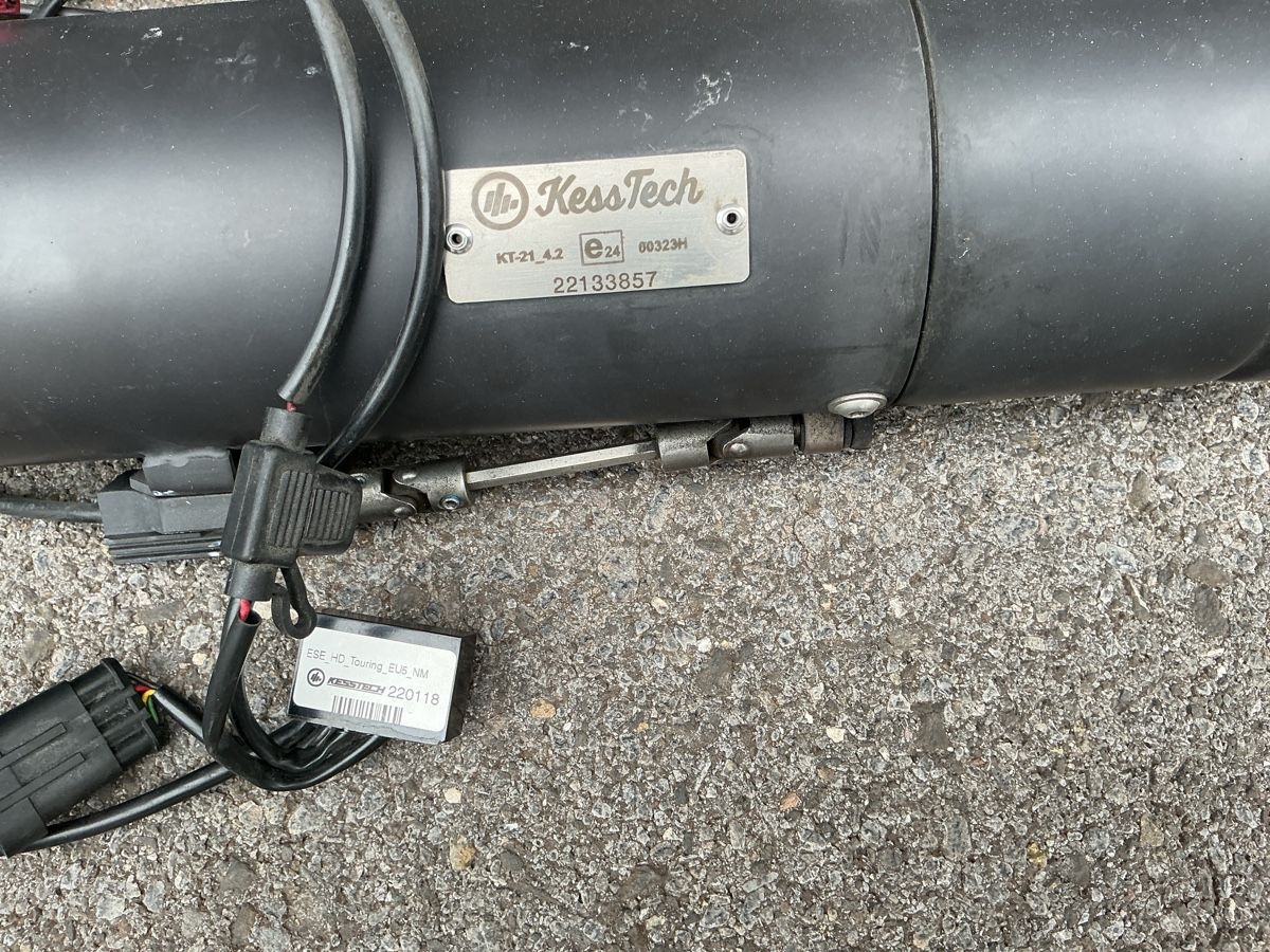 Harley-Davidson Échappements: Kess Tech Auspuff  – D'occasion à Küblis par Gdonki 3