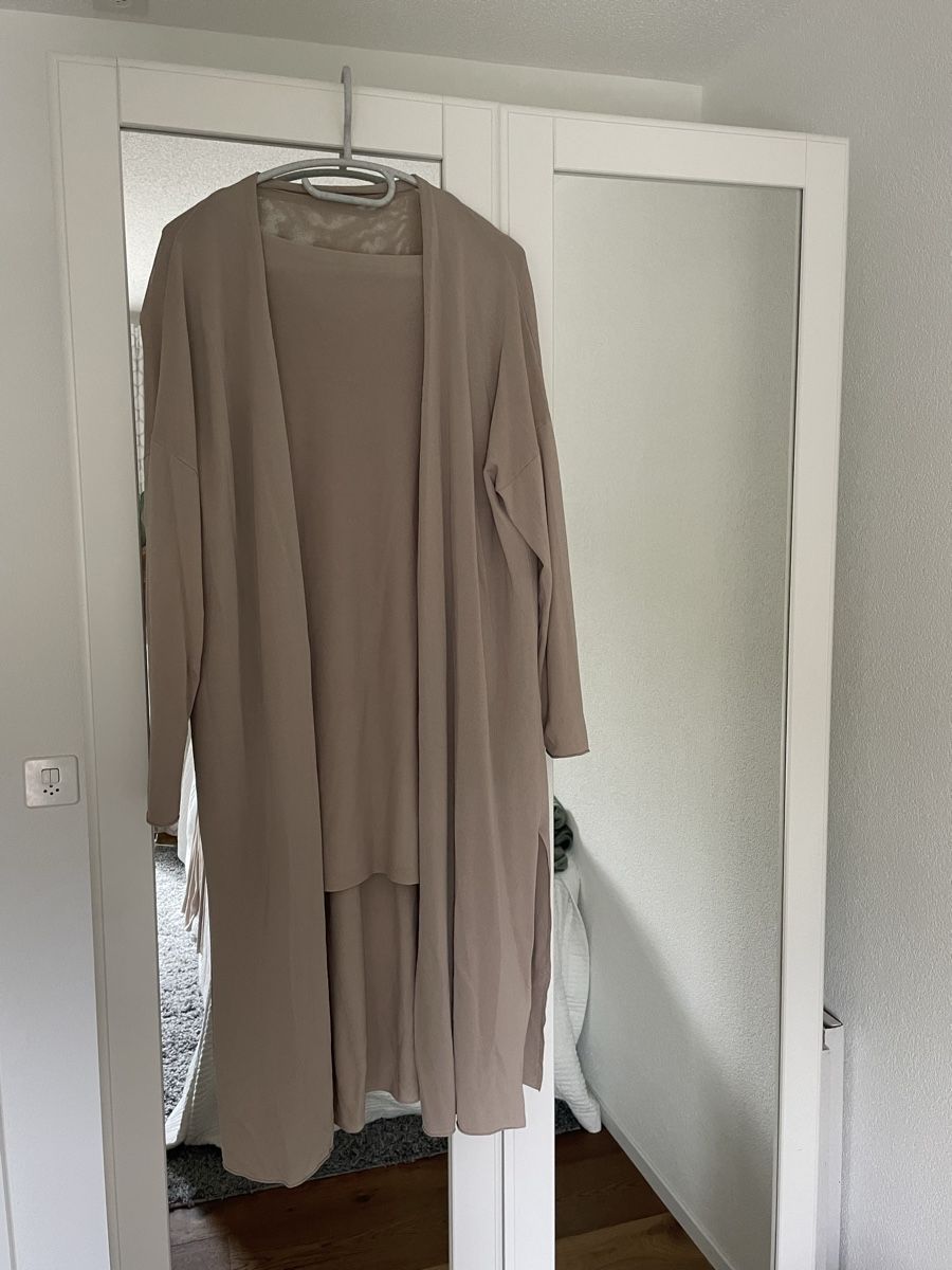 Completi & Tailleur: 3teiliges Set aus Jersey Gr 40 – Usato da Utzigen venduto da wezisk