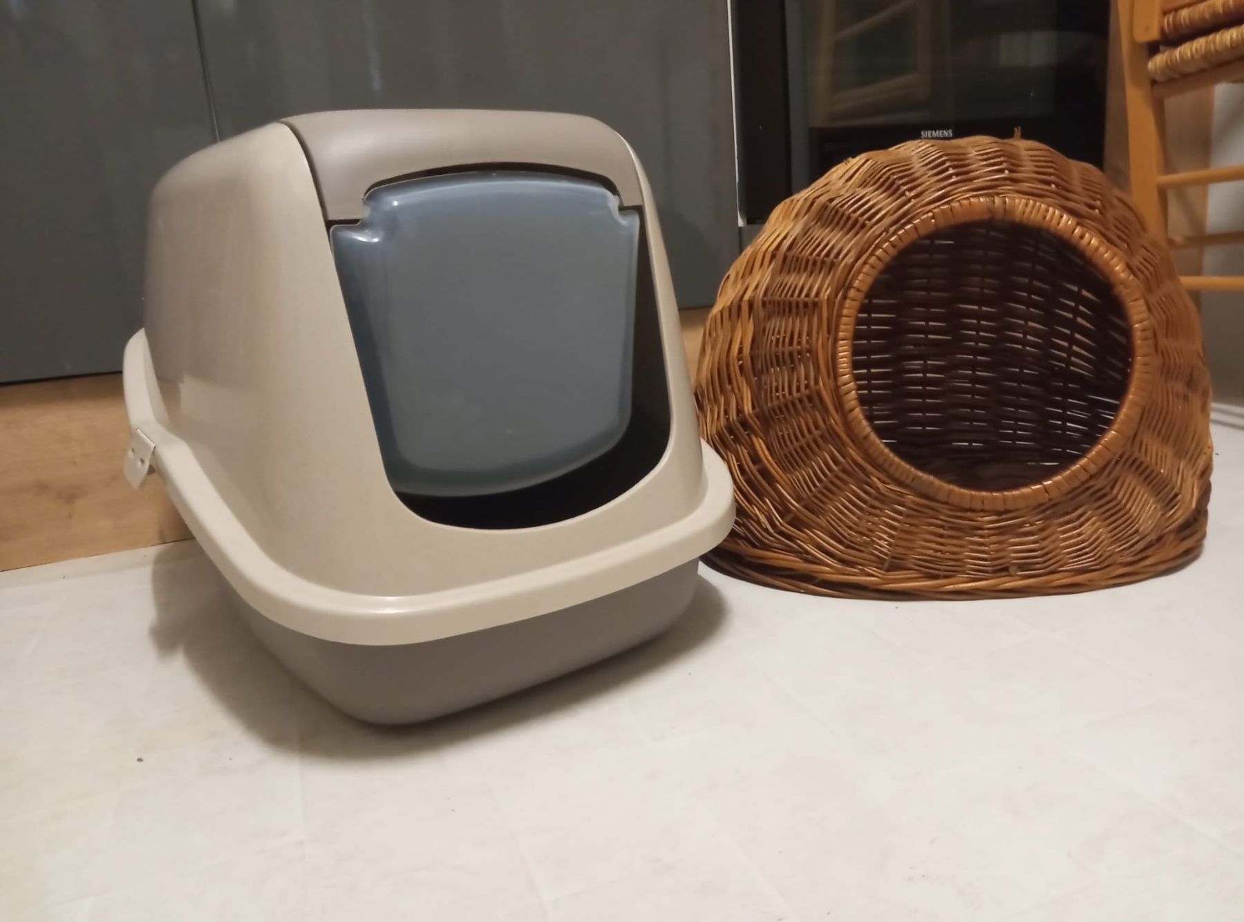 Niches, paniers: Maison & toilette pour chat – D'occasion à Bienne par Daniel_Schader 1