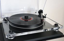 Pro-Ject 2Xperience Acryl mit 9" CC Tonarm (Carbon)