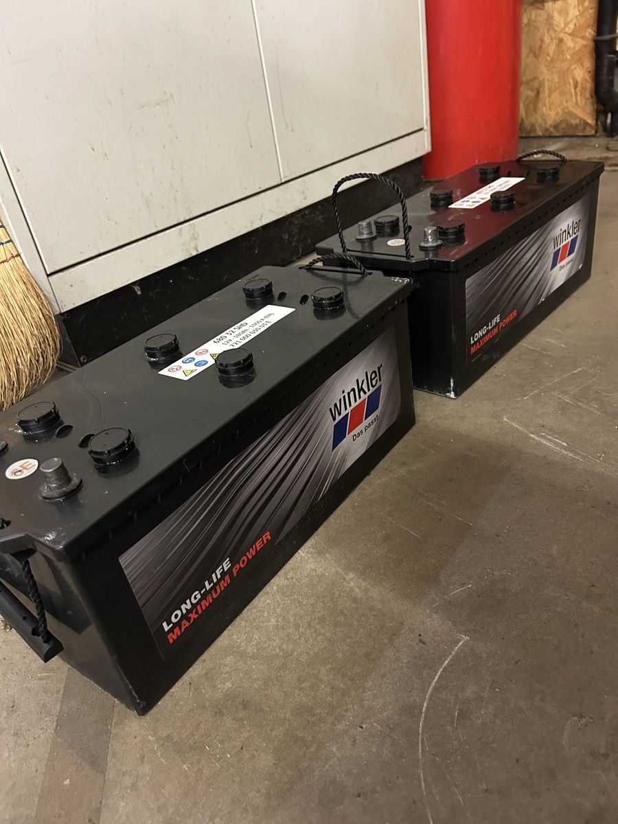 Akkus & Batterien: Batterie – Gebraucht aus Gampelen von ste_r6hj