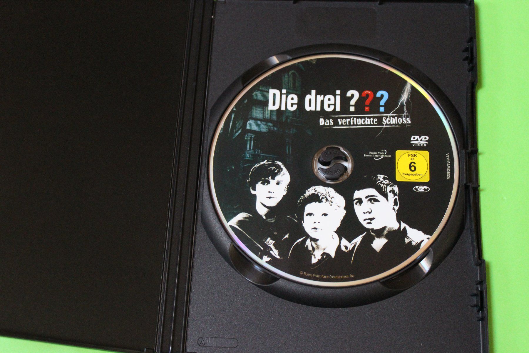 Tutti i DVDs: DIE DREI ??? - DAS VERFLUCHTE SCHLOSS DVD – Usato da Tübach venduto da JamesStone 3