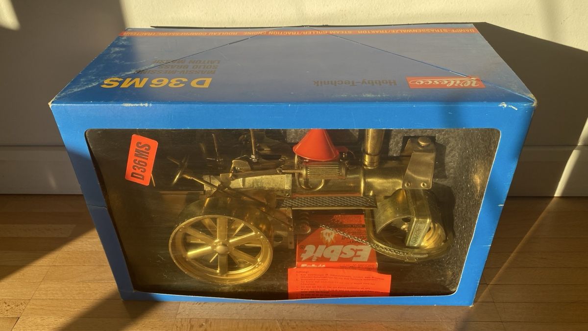 Wilesco Kit di modellismo & Modellini statici: Wilesco D36MS Dampfmaschine, im Originalkarton – Usato da Küssnacht am Rigi venduto da Beb0