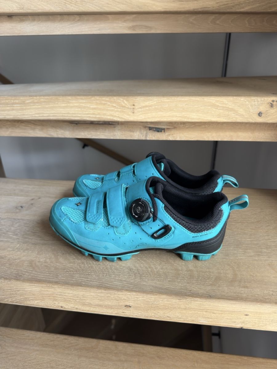 Specialized Scarpe da donna: Velosschuh – Usato da Gamsen venduto da Le_De