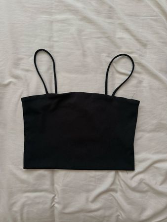 Monki Croptops blau & schwarz