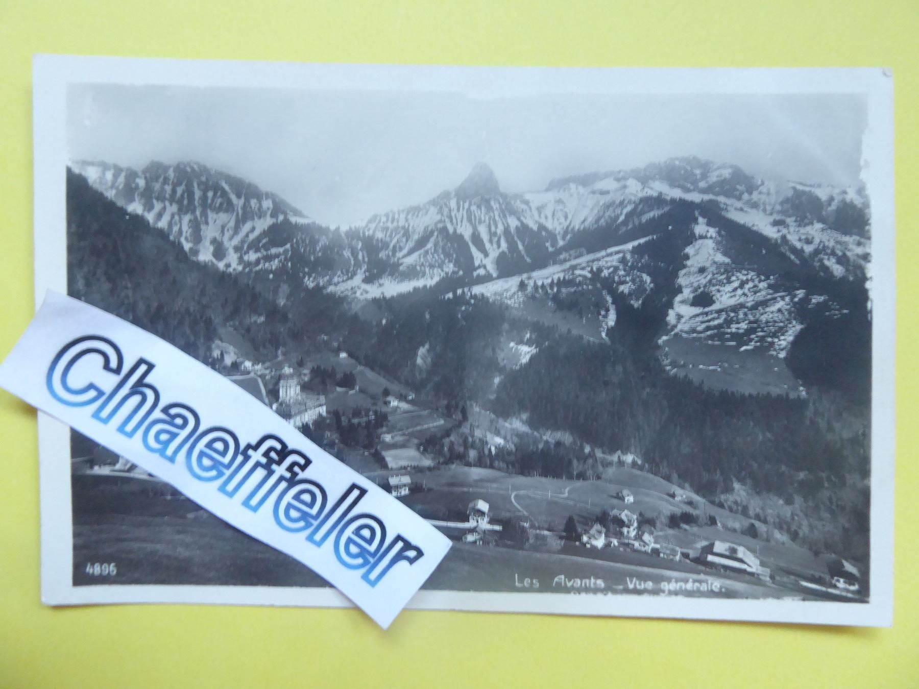 Cartoline postali: 4896  Les Avants - Vue génèrale – Nuovo (secondo la descrizione) da Zürich venduto da Chaeffeler