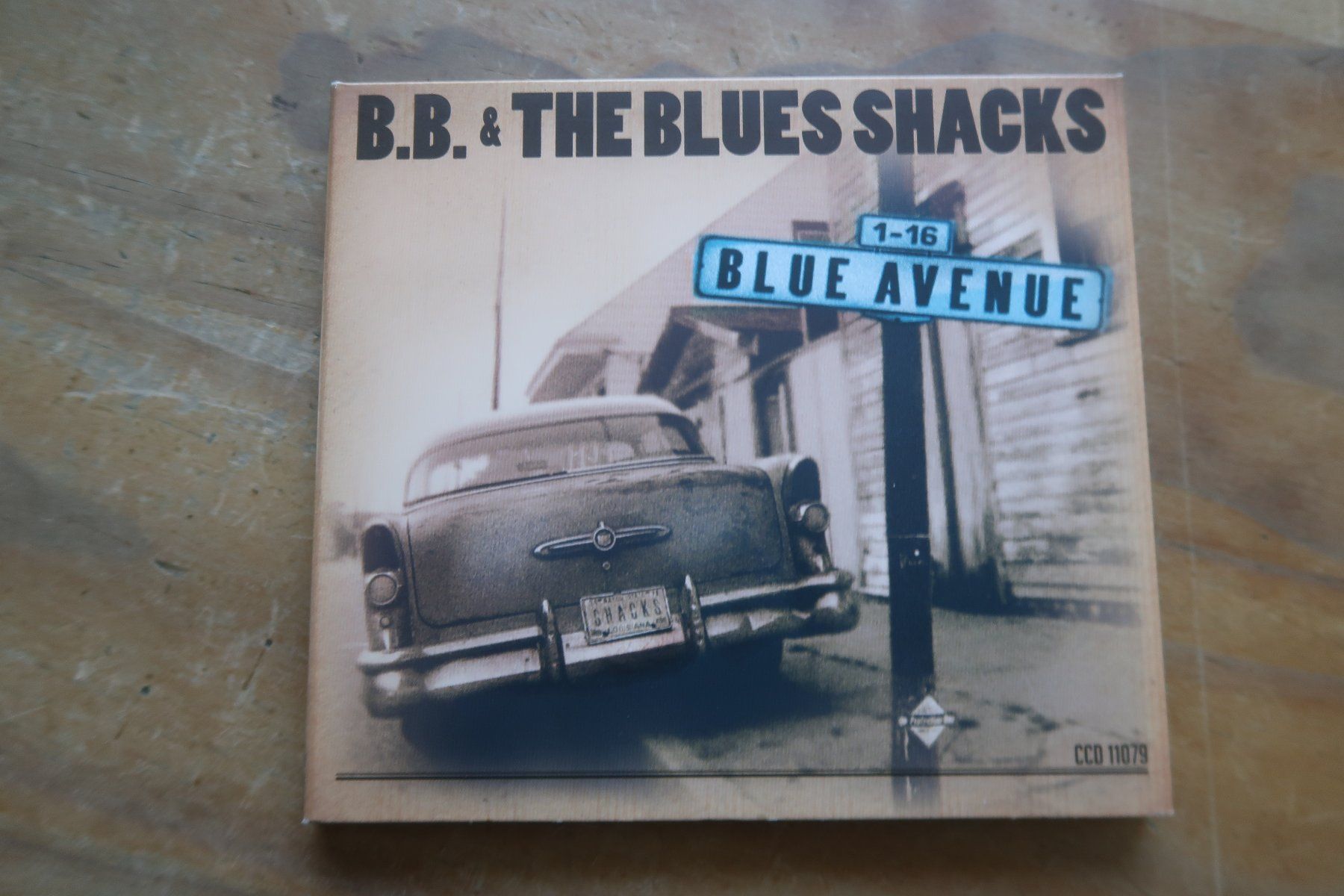 CD: B.B. & THE BLUES SHACKS - BLUE AVENUE - CD – Usato da Basel venduto da Patiscat