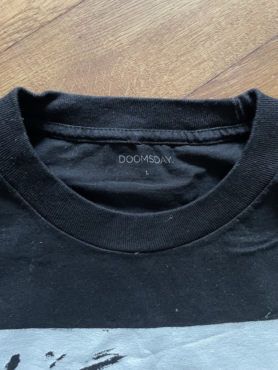 Supreme T-Shirts: FUCK THIS LIFE DAVE SUPREME DOOMSDAY TEE LARGE – Gebraucht aus Basel von aharon.no1 3